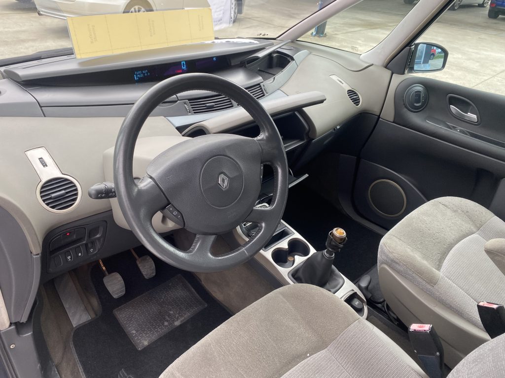 Renault Espace 2.2 dCi Initiale 6L