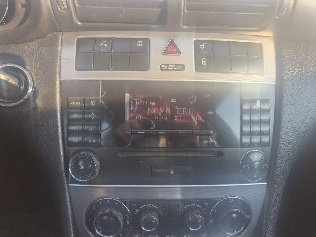 Mercedes-Benz C 180 K Classic BlueEfficiency Aut.