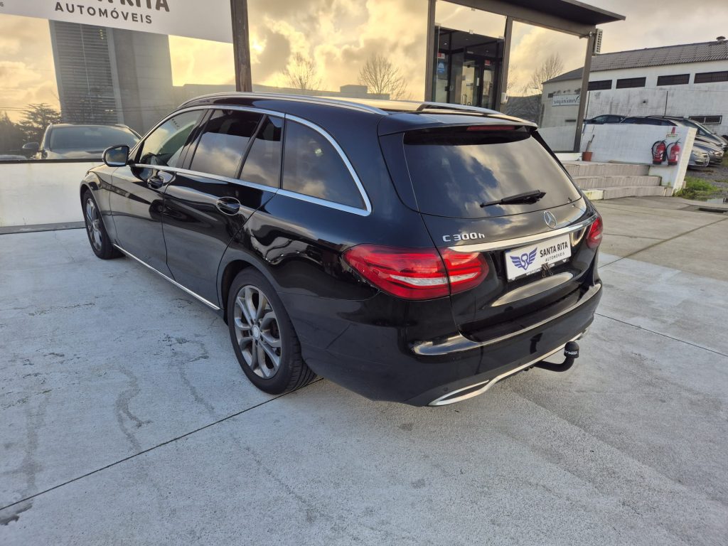 Mercedes-Benz C300 BlueTEC Hybrid Avantgarde +