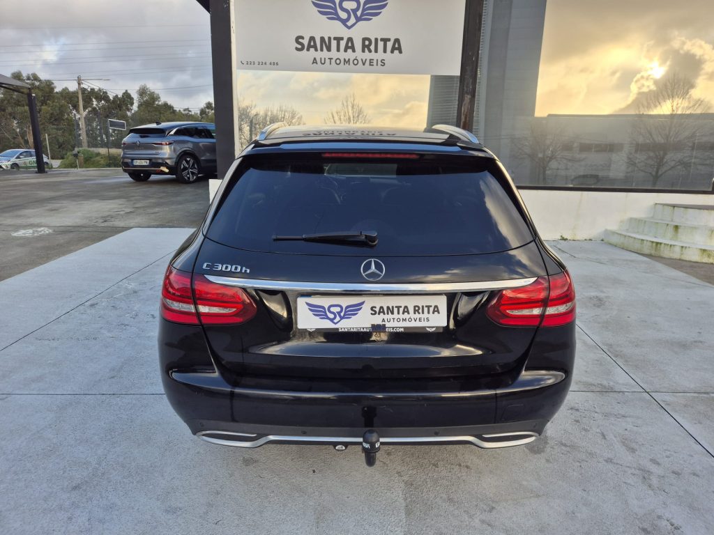 Mercedes-Benz C300 BlueTEC Hybrid Avantgarde +