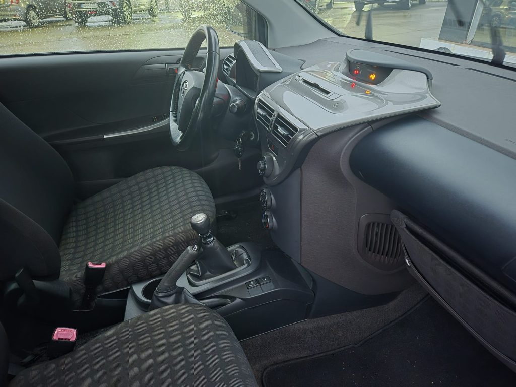 Toyota iq 1.4 D-4D +AC