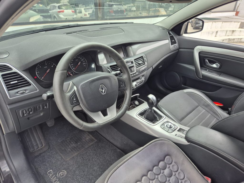 Renault Laguna