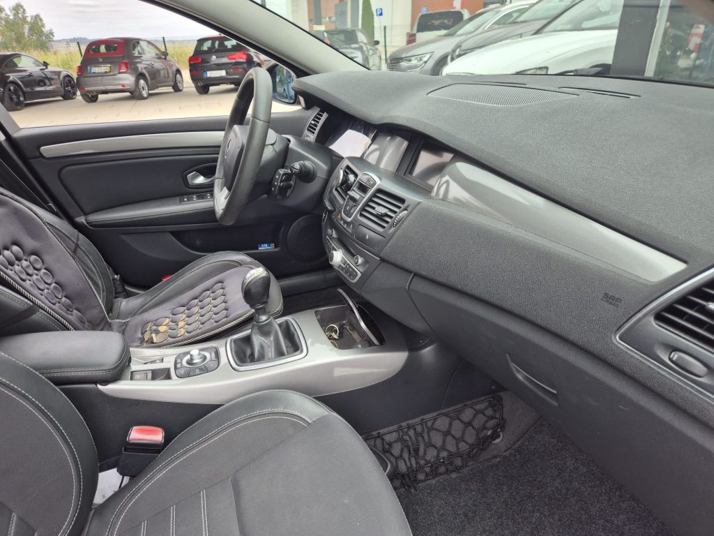 Renault Laguna