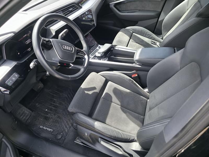 Audi E-tron 55 S Line